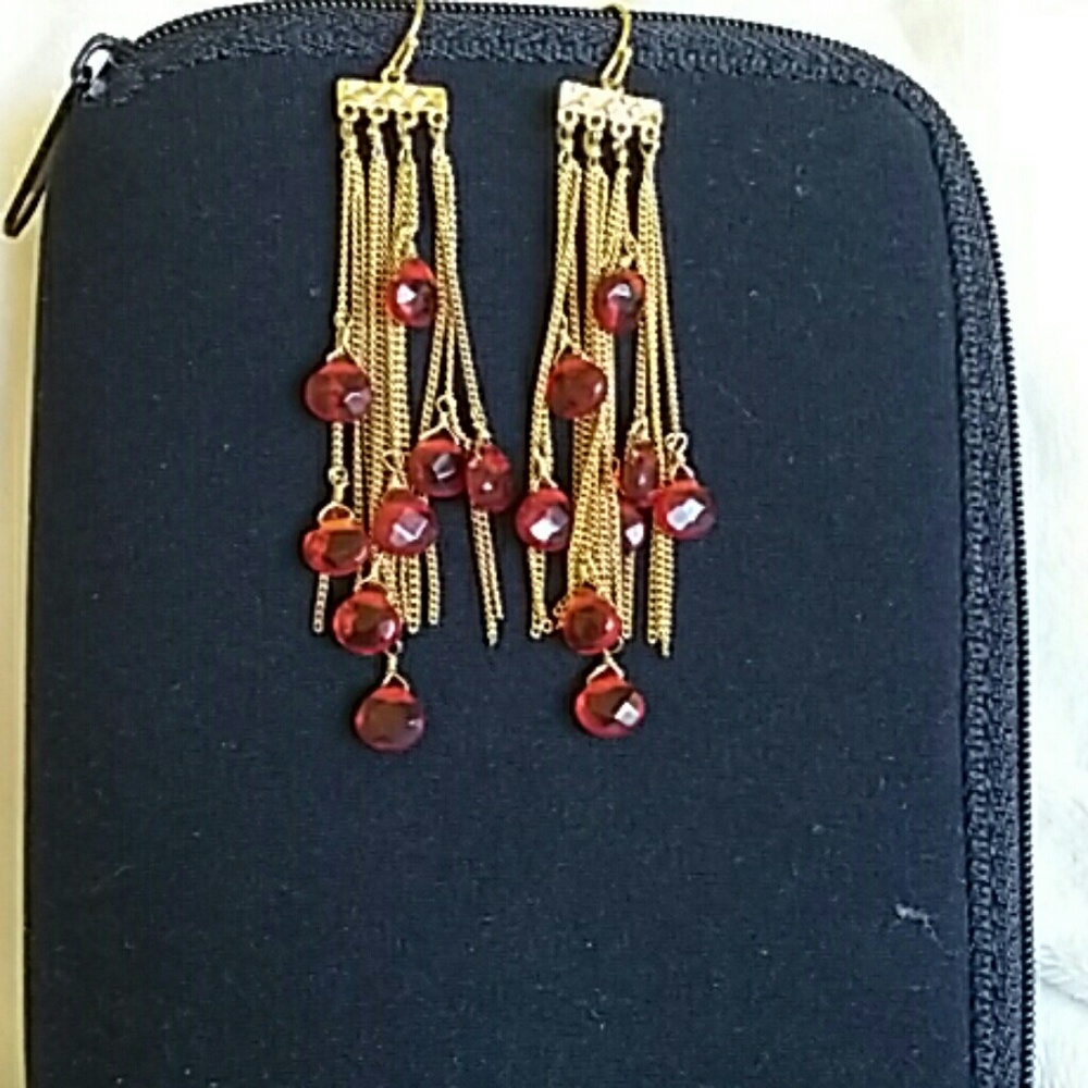 nwot, red and gold earrings